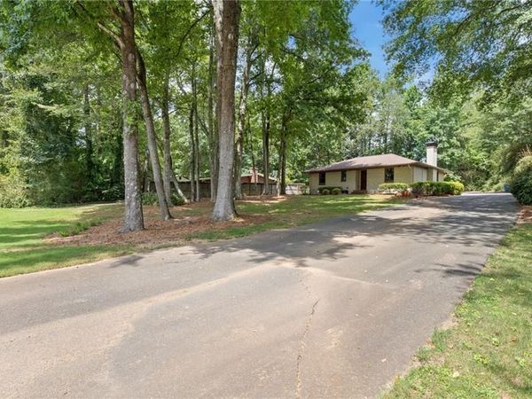 851 Eva Kennedy Road , Suwanee, GA 30024