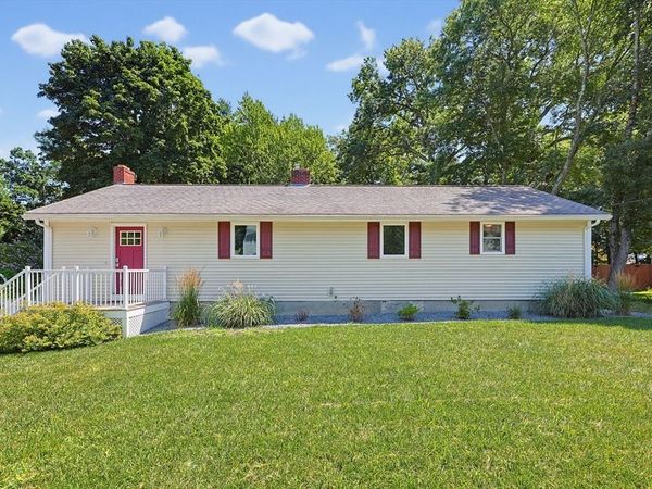 71 Carpenter Rd, Walpole, MA 02081