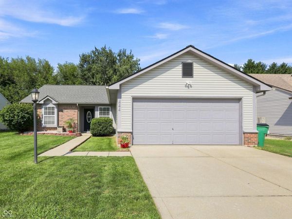 444 E Pine Ridge Drive , Westfield, IN 46074