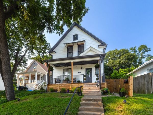 1718 W 9th Street , Davenport, IA 52804