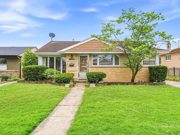 7349 W Breen Street , Niles, IL 60714