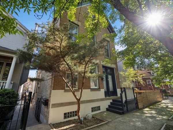 2307 W Melrose Street , Unit F, Chicago, IL 60618