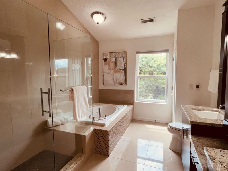 8437 Sea Mist Court, West Chester, OH 45069 Photo 35