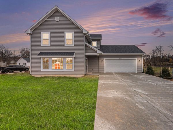 2107 Topaz Lane, Portage, MI 49002
