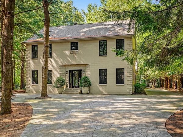 6195 Bayou Trail, Saugatuck, MI 49453