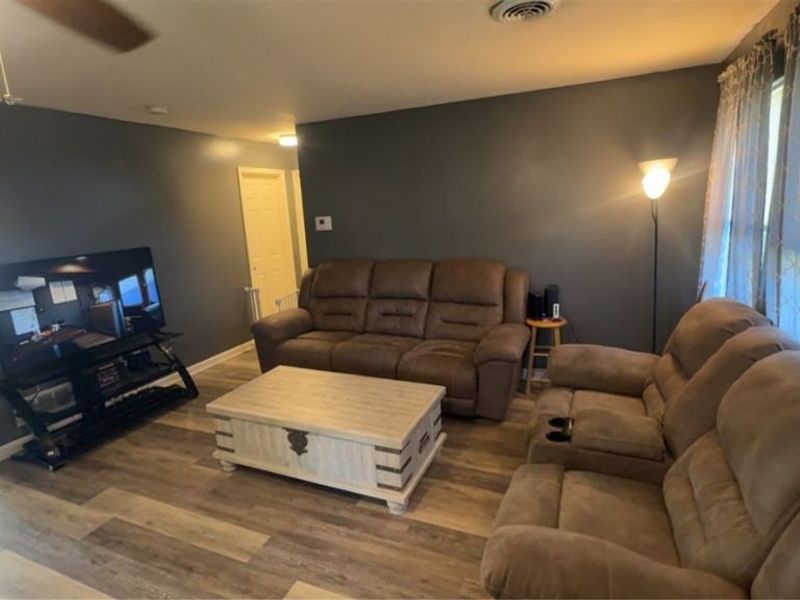 2358 Nesmith Lake Boulevard, Akron, OH 44314 Photo 5