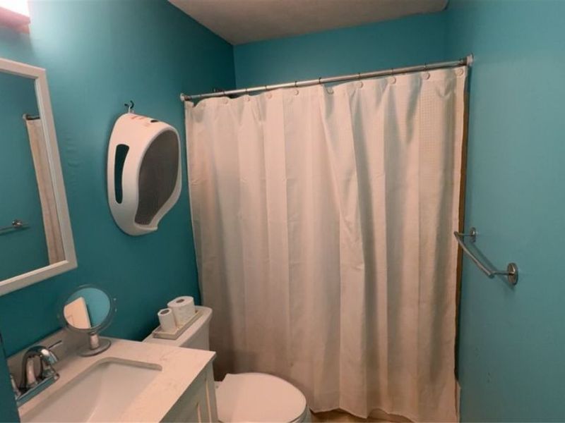 2358 Nesmith Lake Boulevard, Akron, OH 44314 Photo 9
