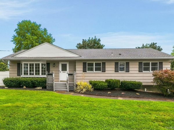 30 Lancer Drive, Newburgh, NY 12550