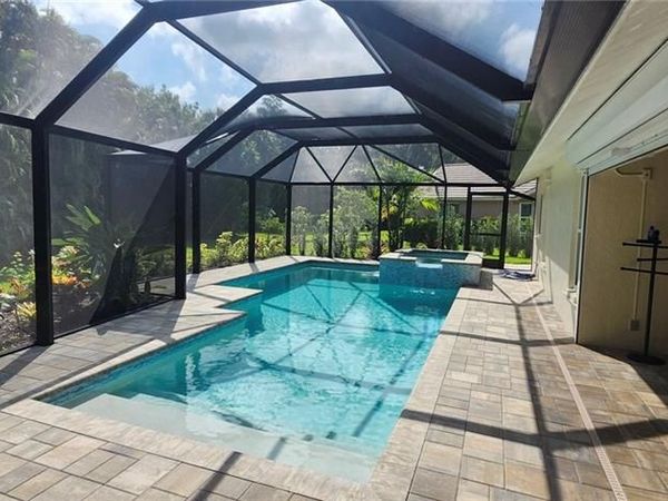 5549 Foxhunt WAY , NAPLES, FL 34104