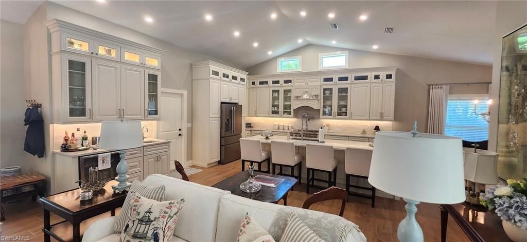 5549 Foxhunt Way , Naples, FL 34104 Photo