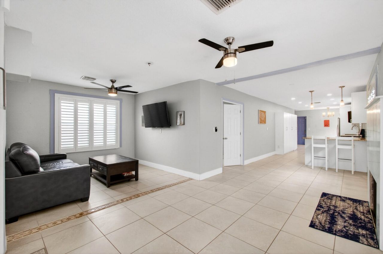 227 N M Street, Lake Worth Beach, FL 33460 Photo