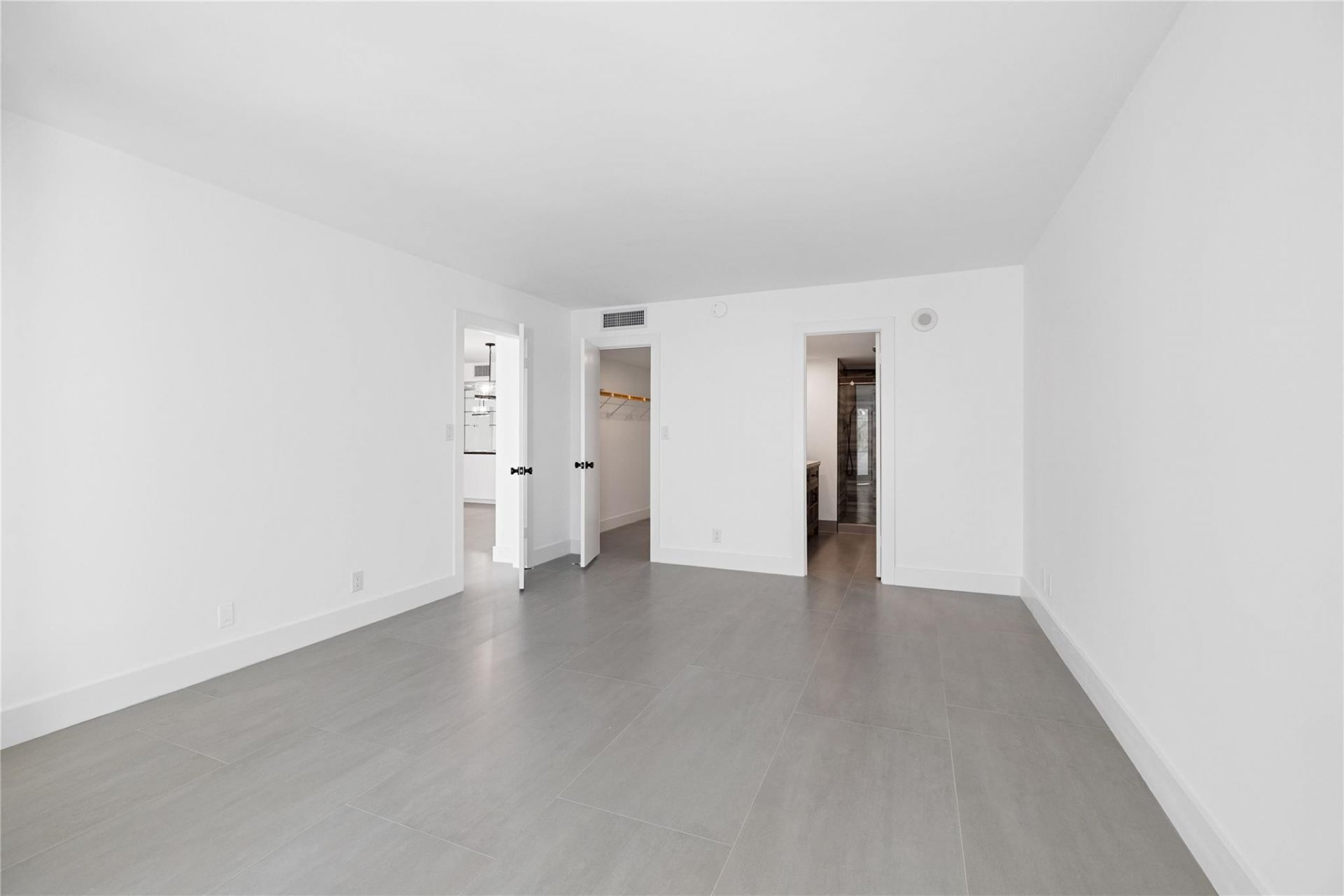 1360 S Ocean Boulevard, Unit 403, Pompano Beach, FL 33062 Photo
