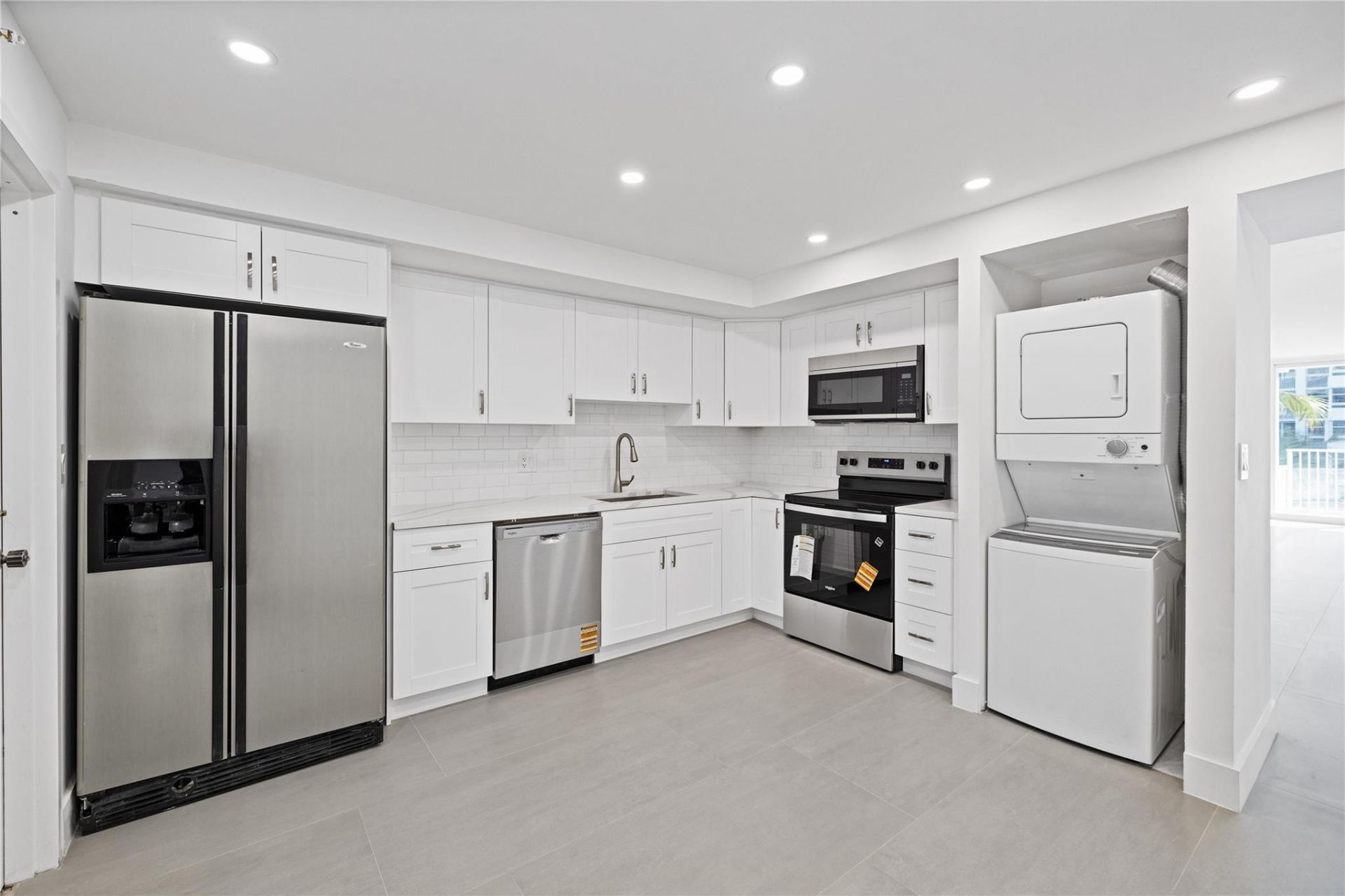 1360 S Ocean Boulevard, Unit 403, Pompano Beach, FL 33062 Photo