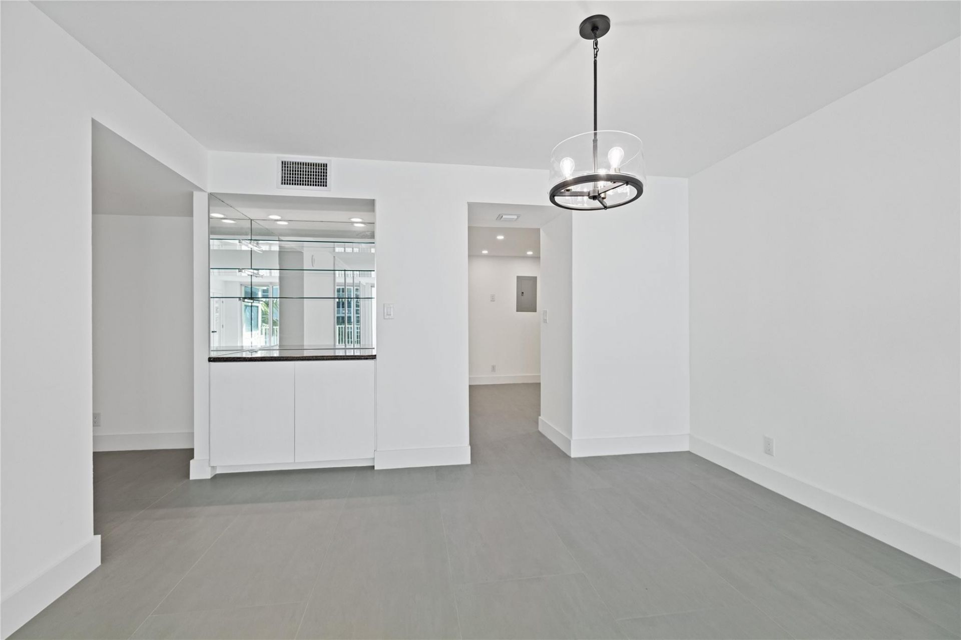 1360 S Ocean Boulevard, Unit 403, Pompano Beach, FL 33062 Photo