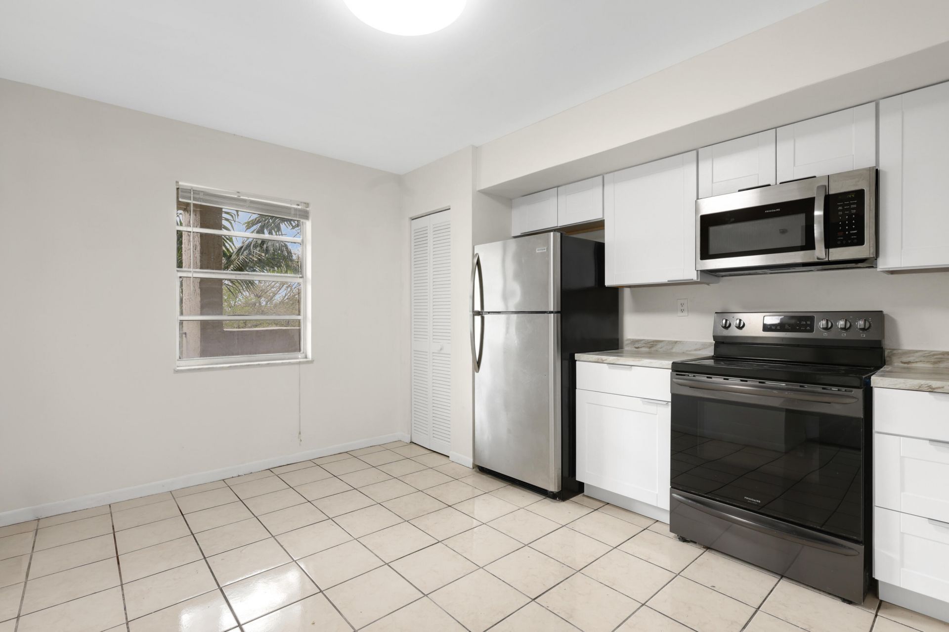 3940 Inverrary Boulevard, Unit 404-A, Lauderhill, FL 33319 Photo