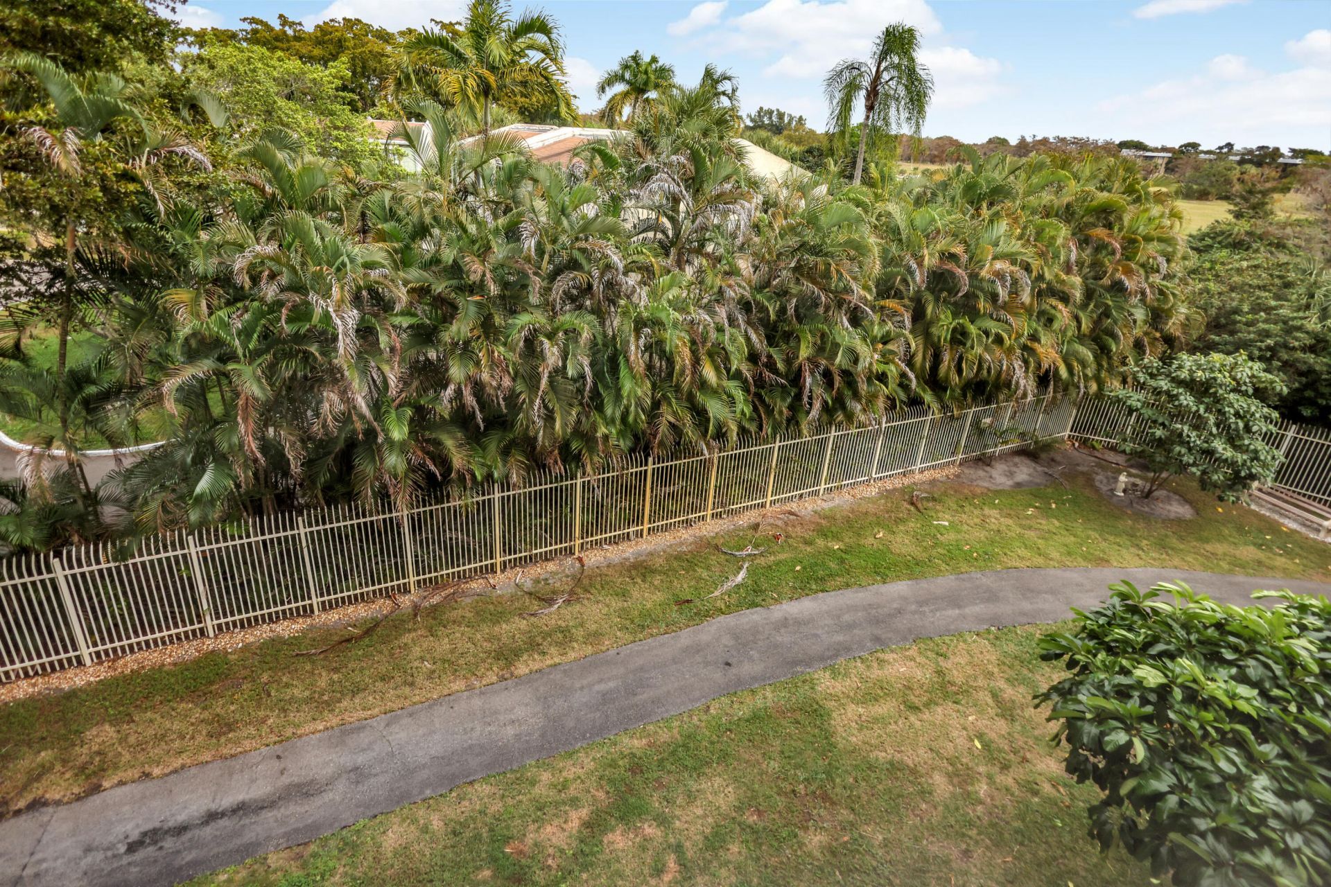 3940 Inverrary Boulevard, Unit 404-A, Lauderhill, FL 33319 Photo
