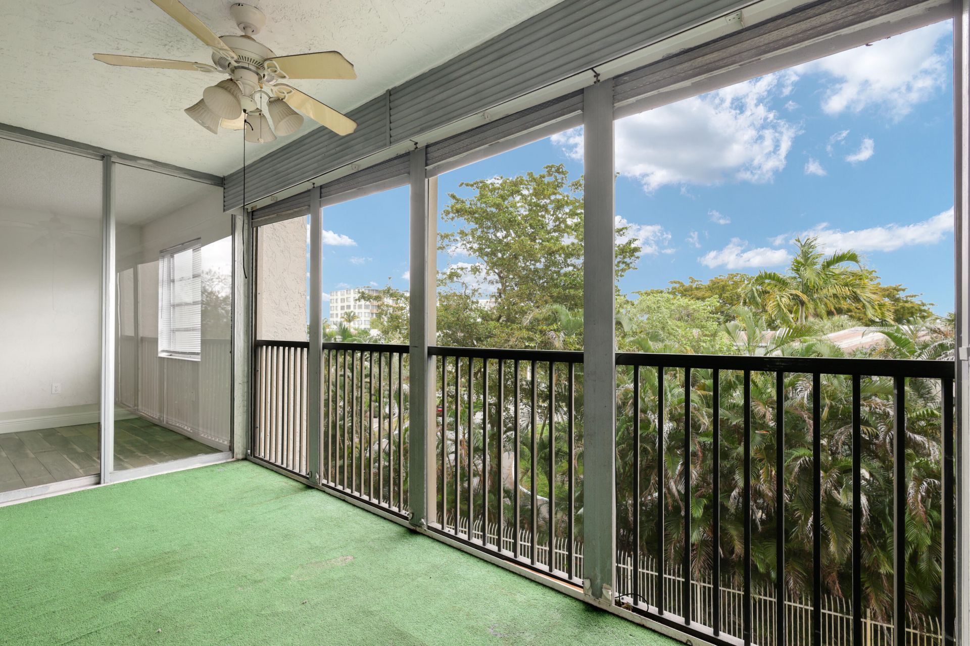 3940 Inverrary Boulevard, Unit 404-A, Lauderhill, FL 33319 Photo