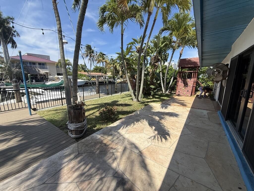 11 Sunset Lane, Lauderdale by the Sea, FL 33062 Photo