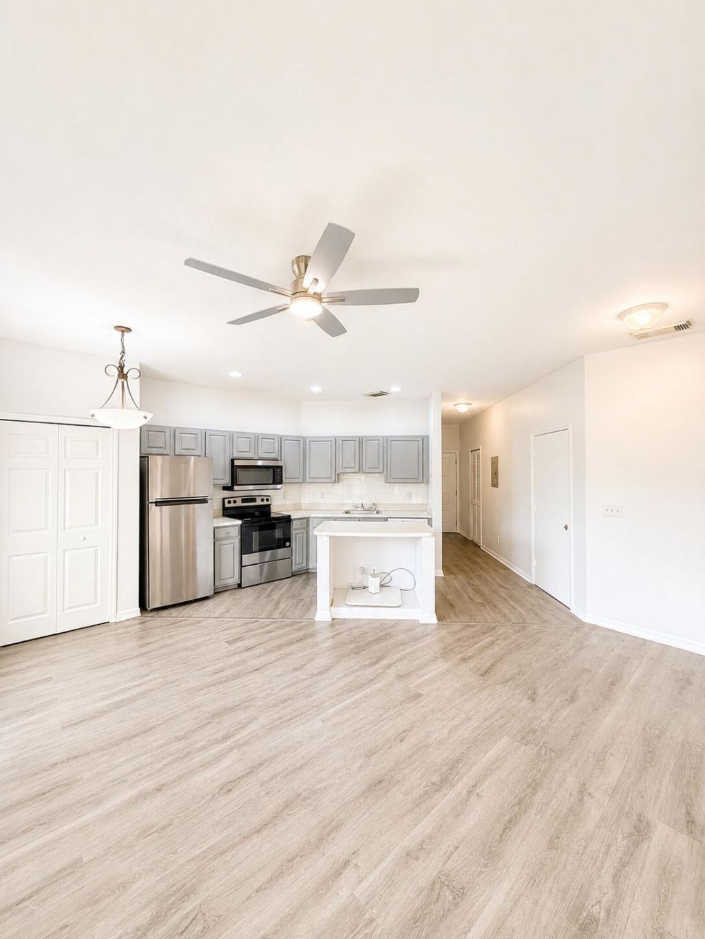 9833 Perfect Drive, Unit 169, Port Saint Lucie, FL 34986 Photo