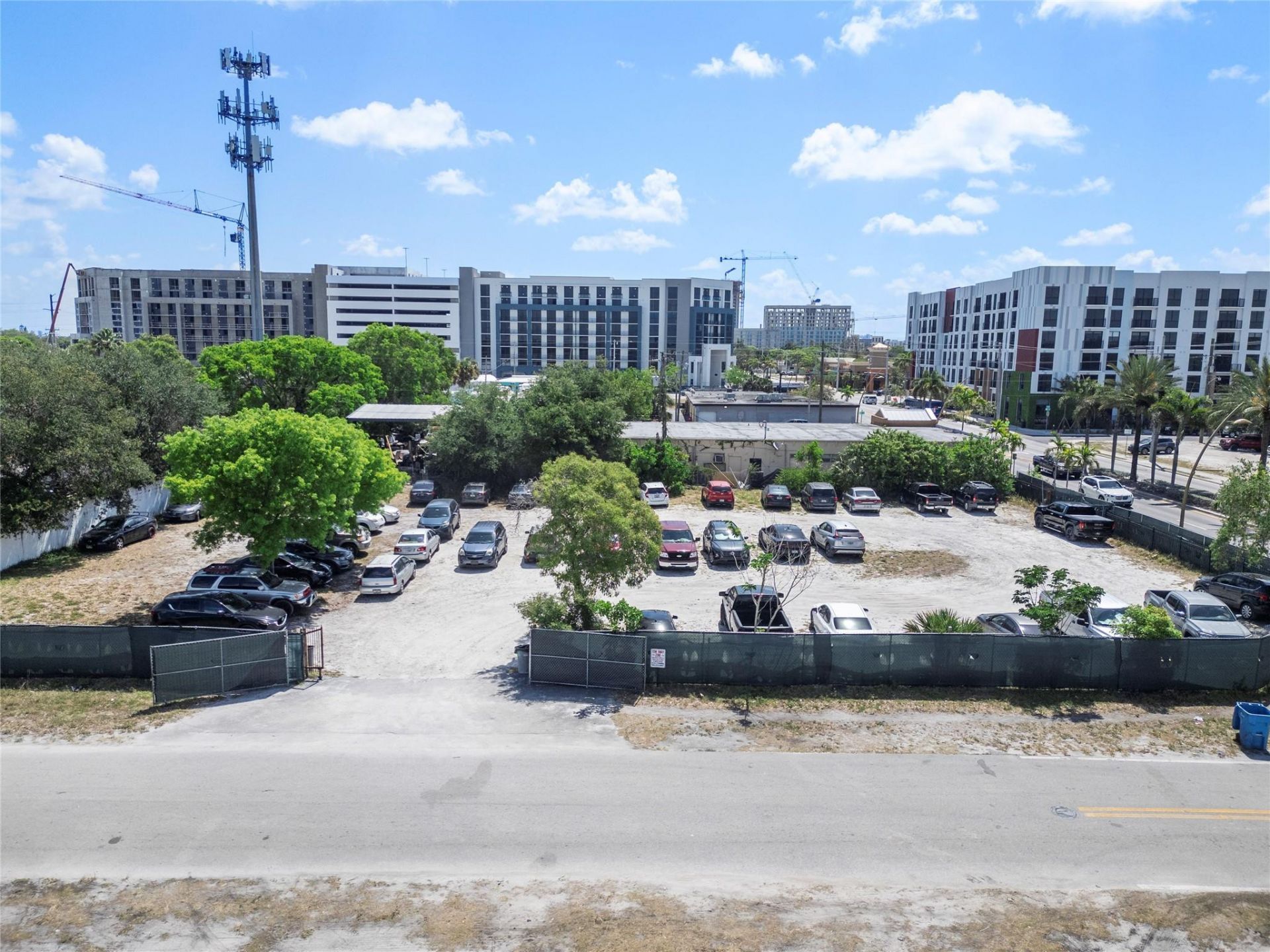 606 NW 8th Avenue, Fort Lauderdale, FL 33311 Photo