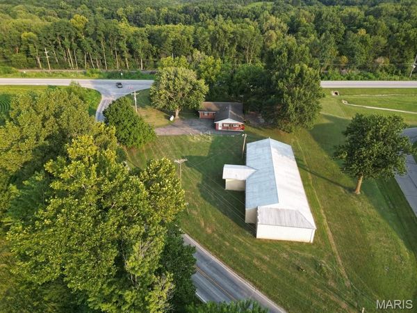 20249 Highway Uu , Louisiana, MO 63353