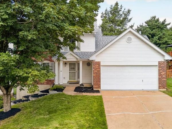 654 Summer Top Circle , Fenton, MO 63026