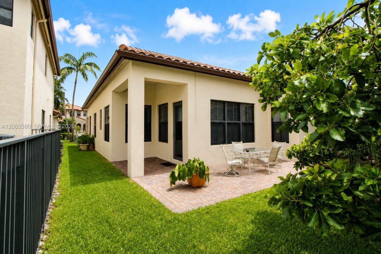 8514 NW 37th Ct , Cooper City, FL 33024 Photo