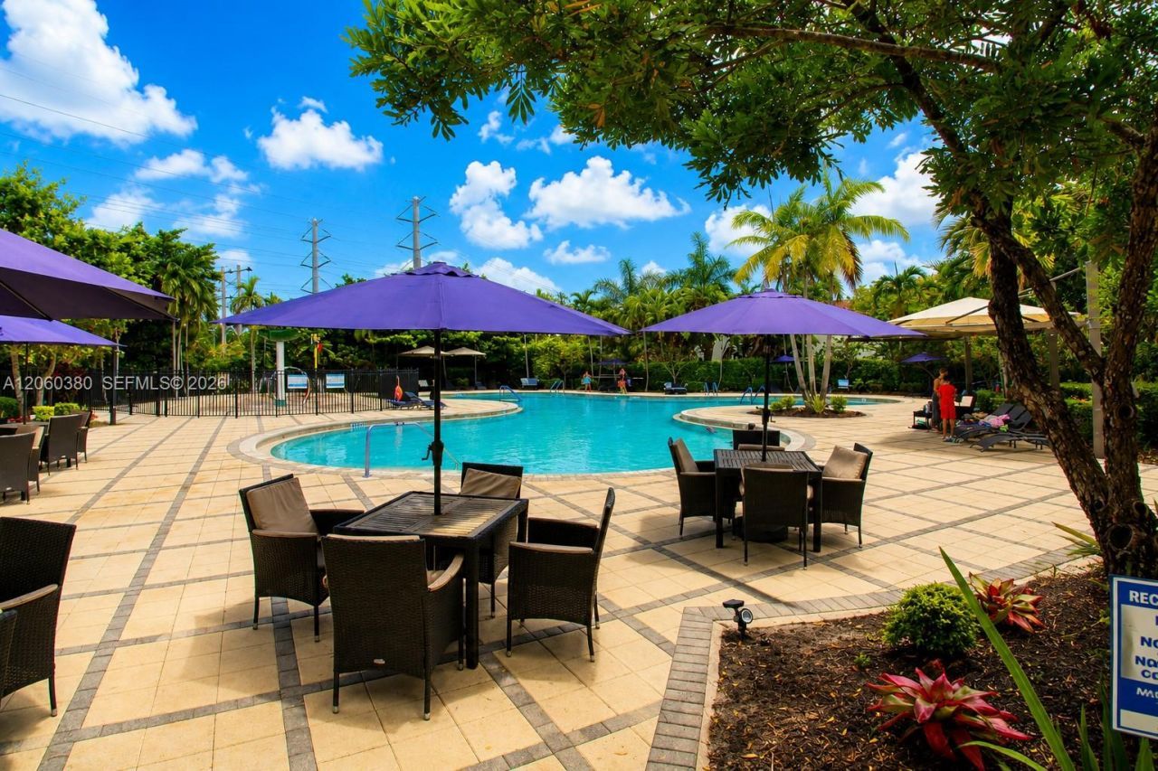 8514 NW 37th Ct , Cooper City, FL 33024 Photo