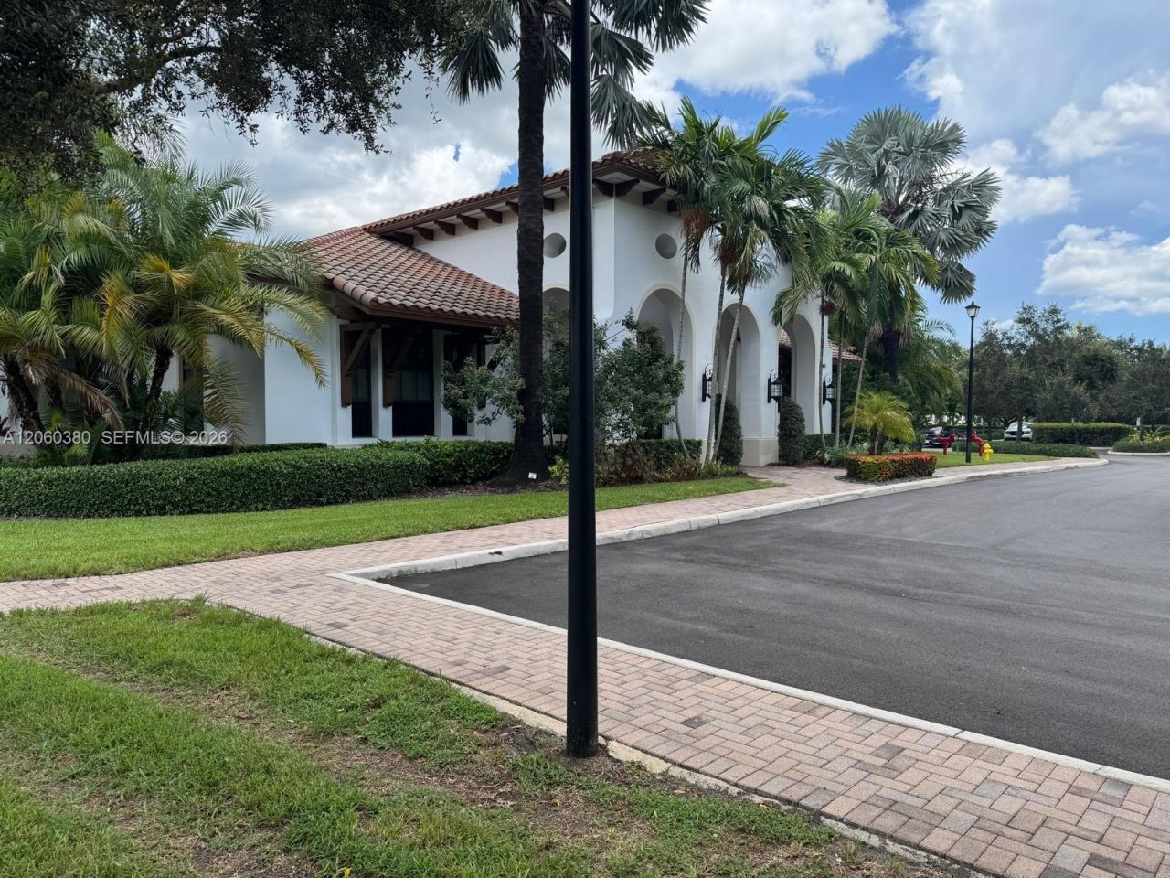 8514 NW 37th Ct , Cooper City, FL 33024 Photo