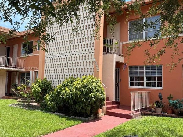3660 SW 10th St, Unit 7A, Miami, FL 33135