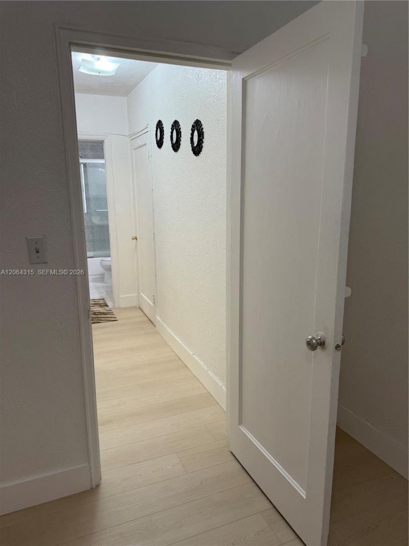 3660 SW 10th St, Unit 7A, Miami, FL 33135 Photo