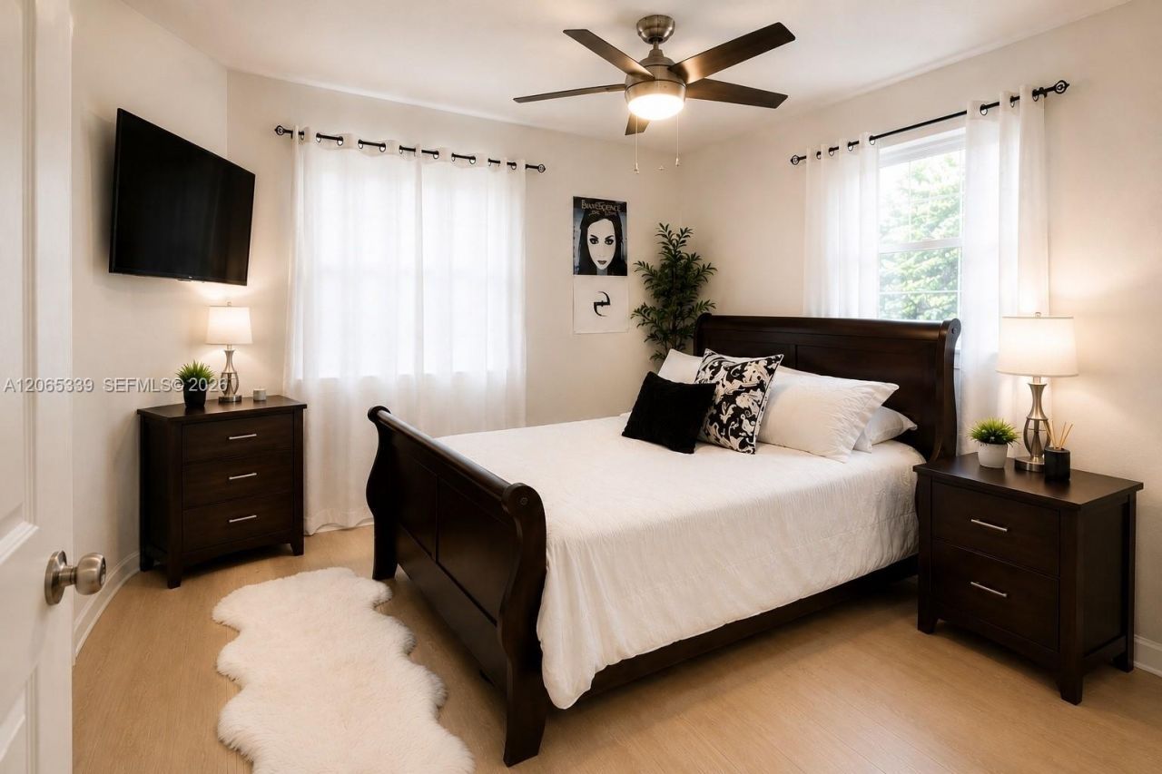 2642 Sheridan St, Hollywood, FL 33020 Photo