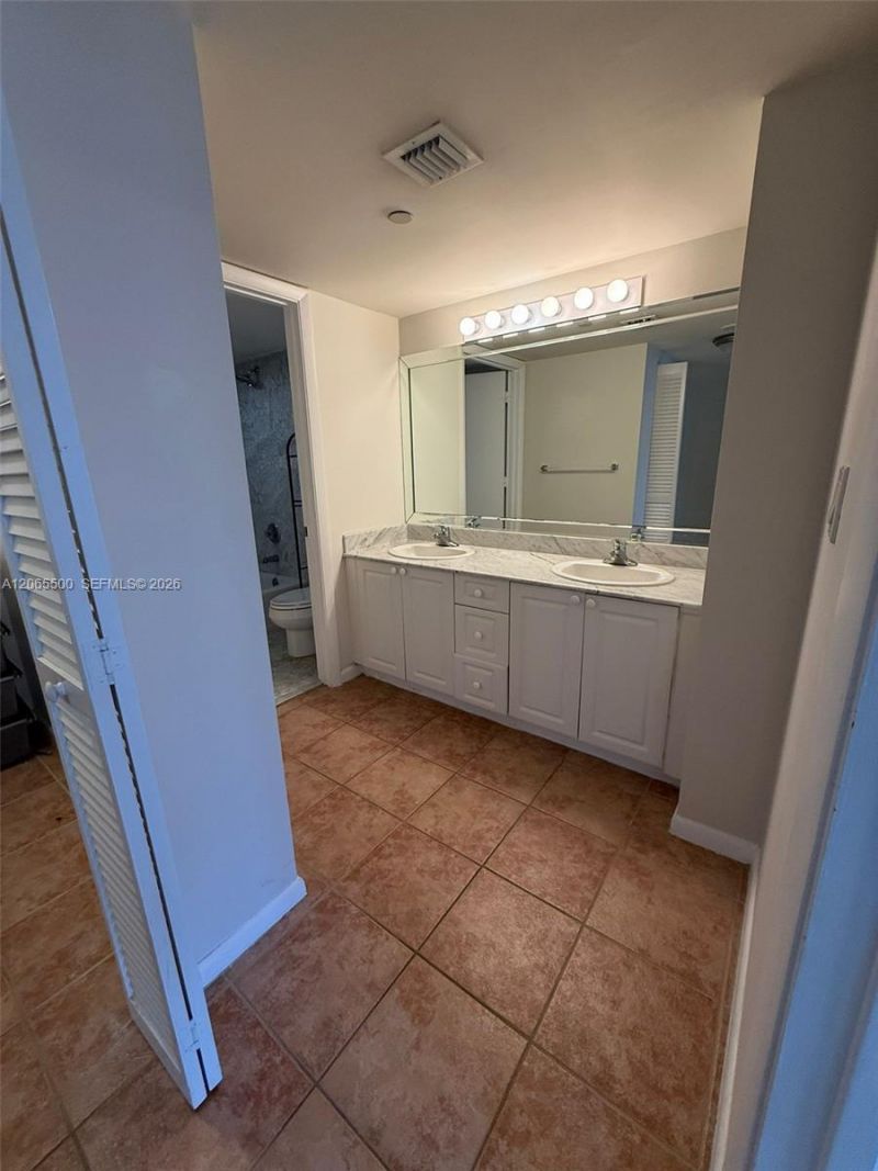 8911 Collins Ave , Unit 1103, Surfside, FL 33154 Photo