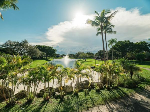 9702 Hammocks Blvd, Unit 203, Miami, FL 33196