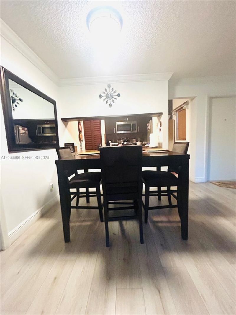 9702 Hammocks Blvd , Unit 203, Miami, FL 33196 Photo