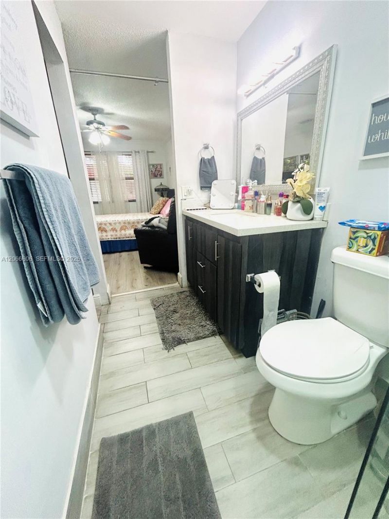 9702 Hammocks Blvd , Unit 203, Miami, FL 33196 Photo