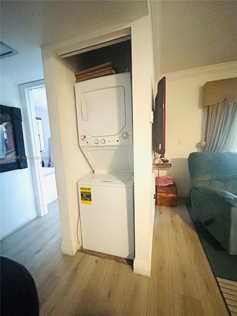 9702 Hammocks Blvd , Unit 203, Miami, FL 33196 Photo