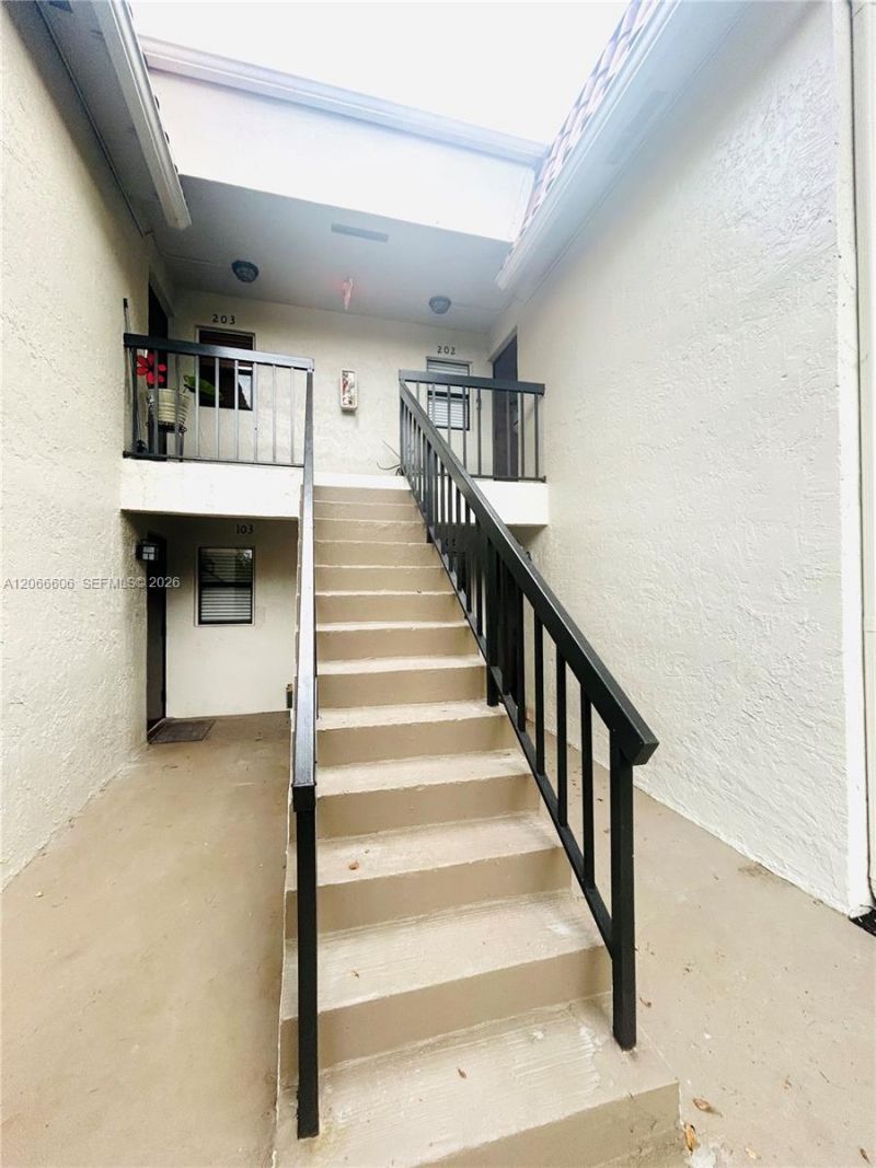 9702 Hammocks Blvd , Unit 203, Miami, FL 33196 Photo