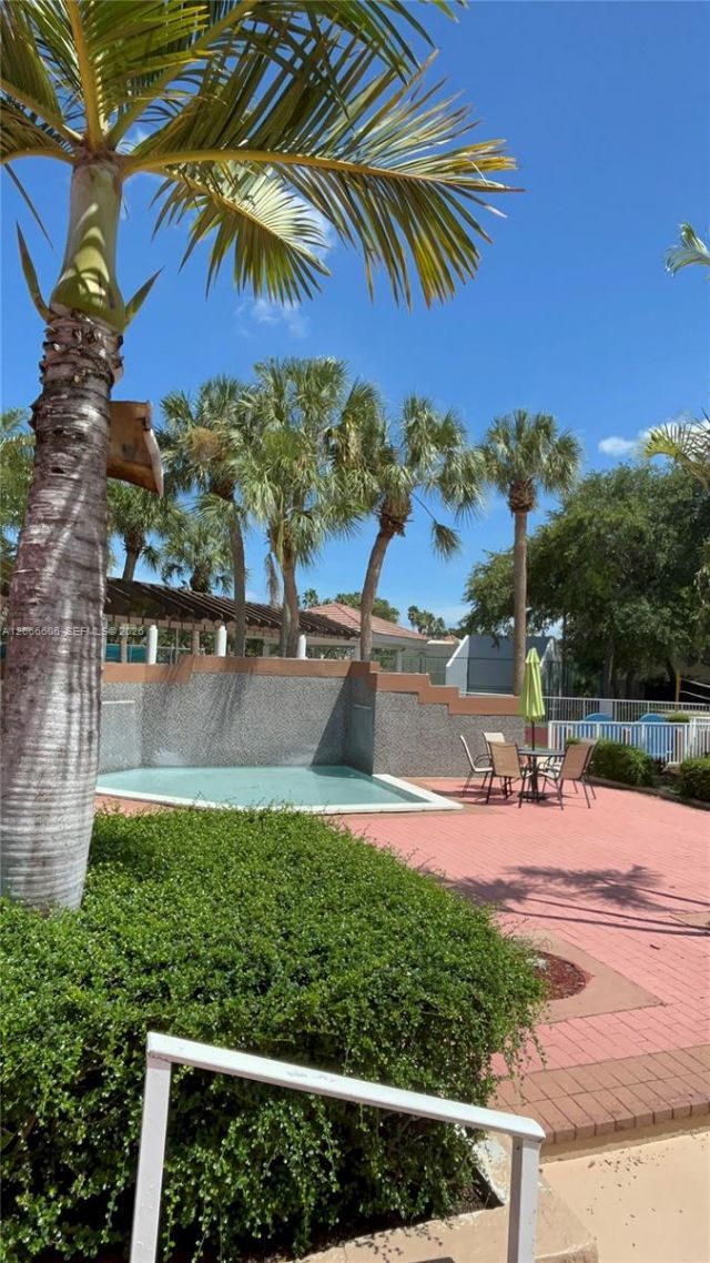 9702 Hammocks Blvd , Unit 203, Miami, FL 33196 Photo