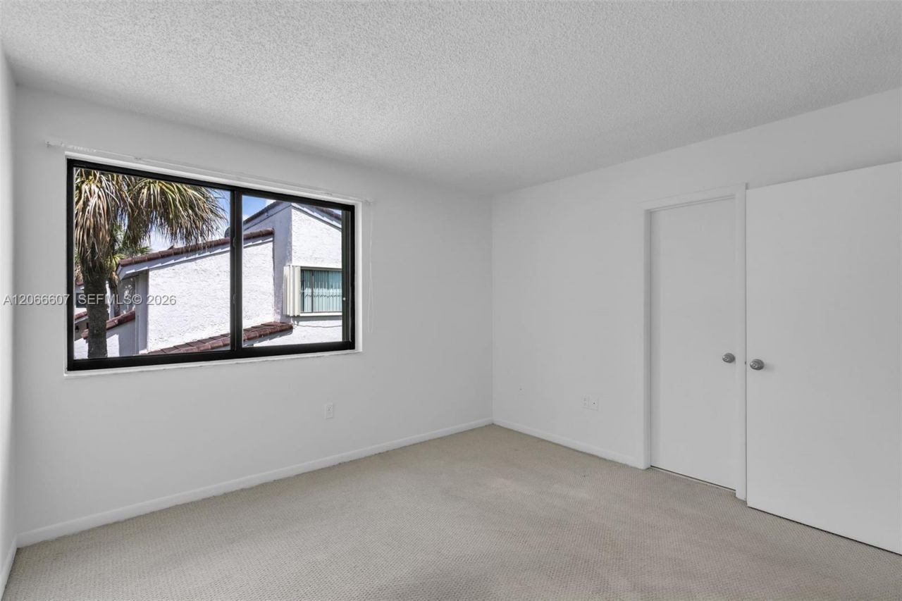 860 NW 106th Ave , Unit 3B3-5, Miami, FL 33172 Photo