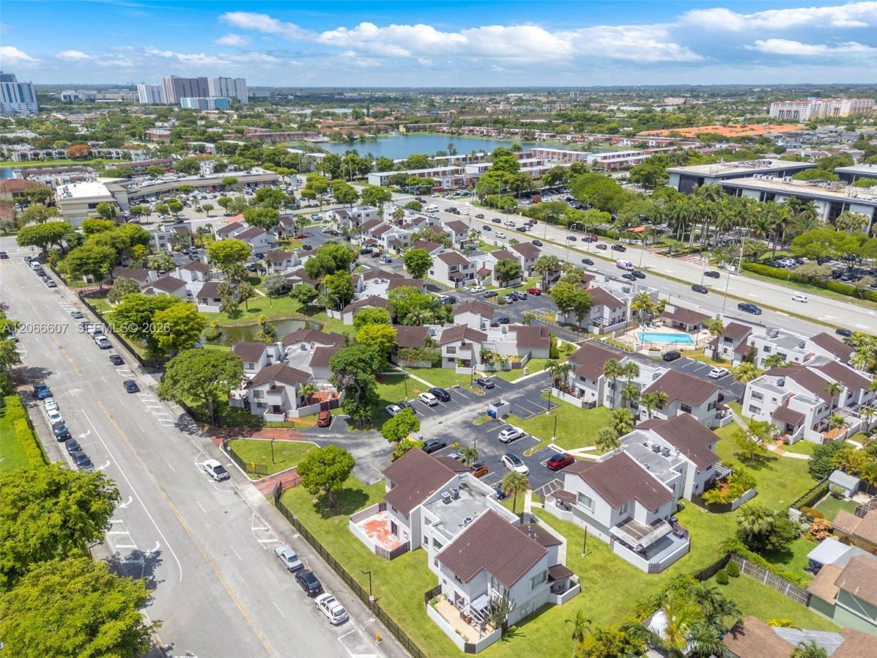 860 NW 106th Ave , Unit 3B3-5, Miami, FL 33172 Photo