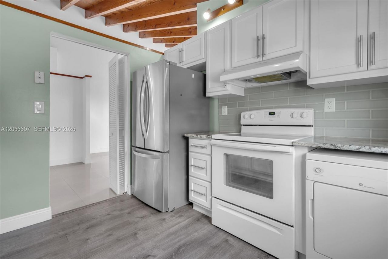860 NW 106th Ave , Unit 3B3-5, Miami, FL 33172 Photo