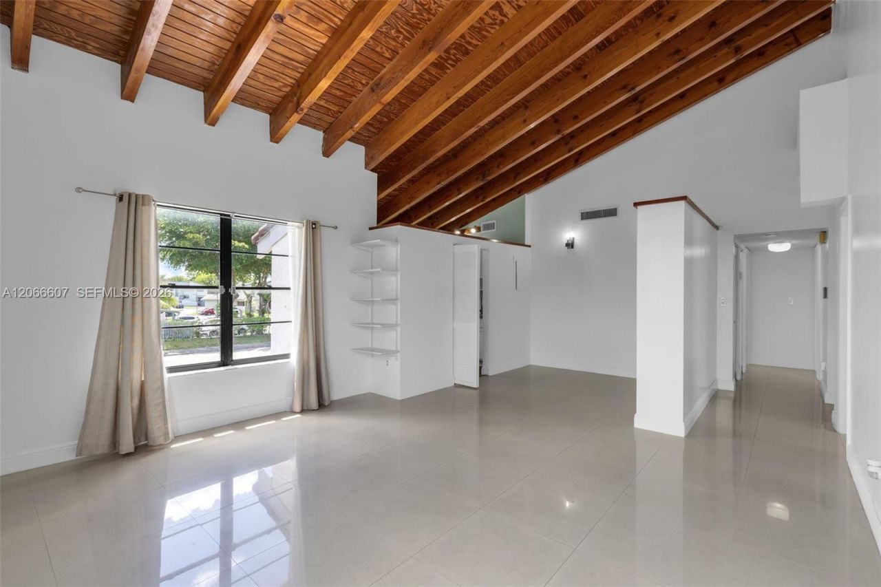 860 NW 106th Ave , Unit 3B3-5, Miami, FL 33172 Photo