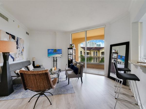 3001 NE 185th St , Unit 612, Aventura, FL 33180