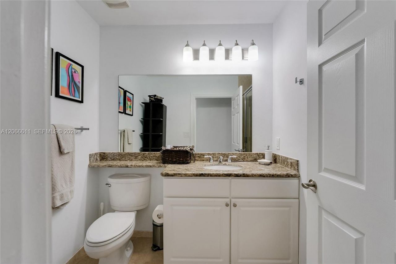 3001 NE 185th St , Unit 612, Aventura, FL 33180 Photo