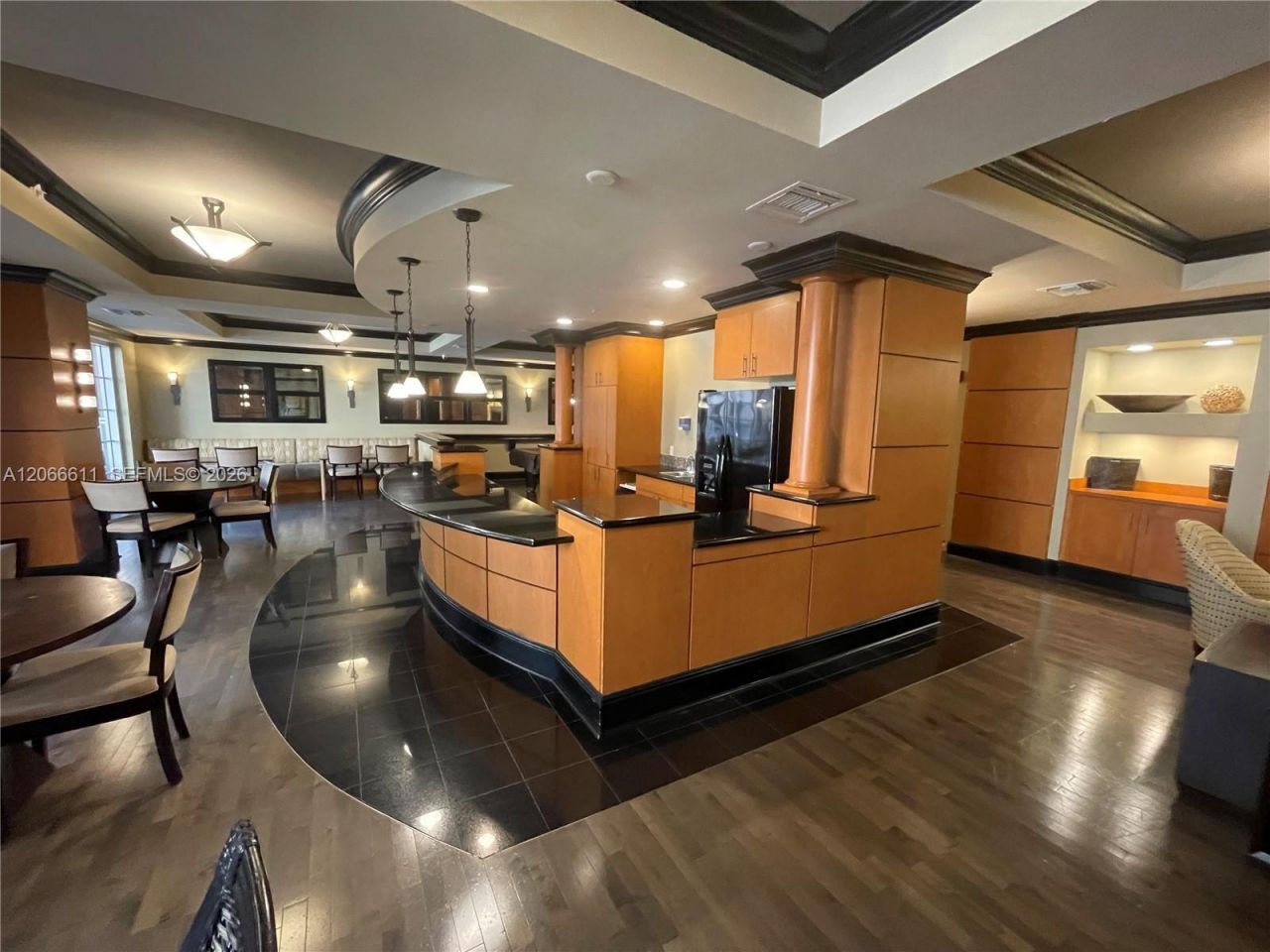3001 NE 185th St , Unit 612, Aventura, FL 33180 Photo