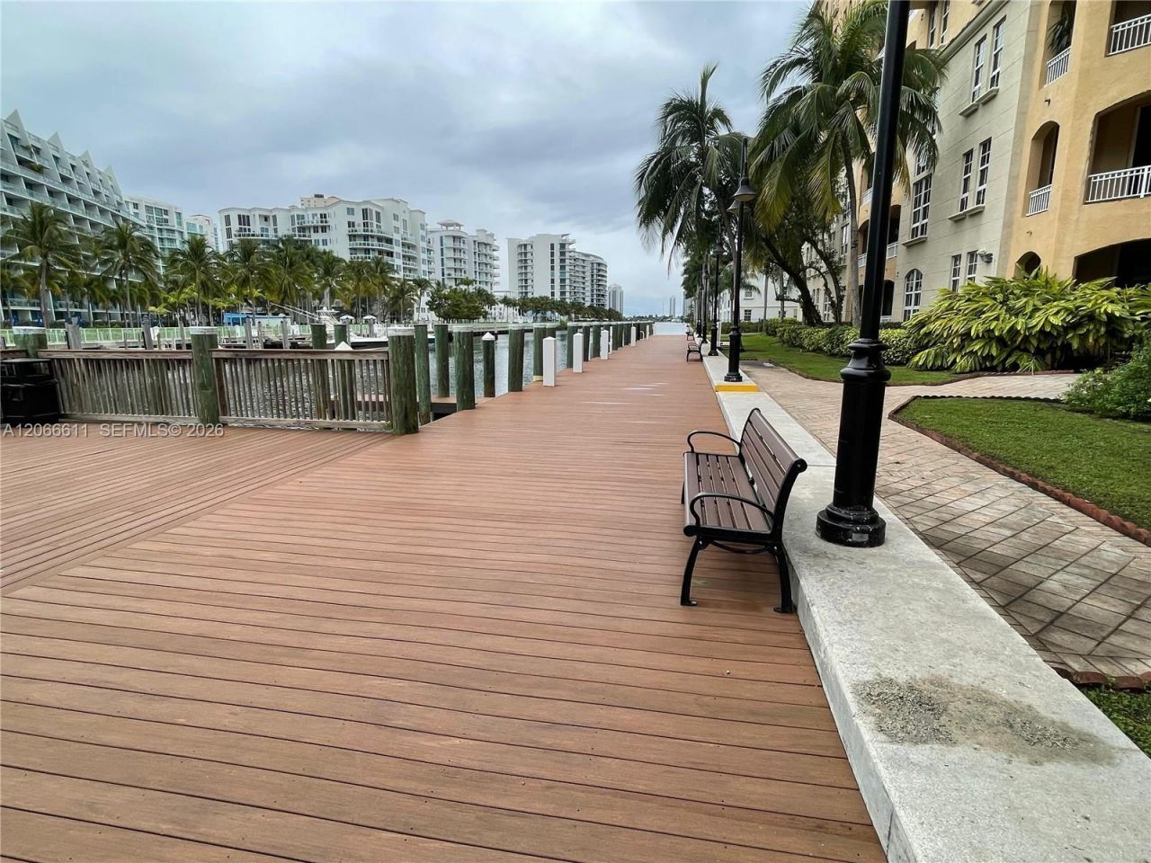 3001 NE 185th St , Unit 612, Aventura, FL 33180 Photo