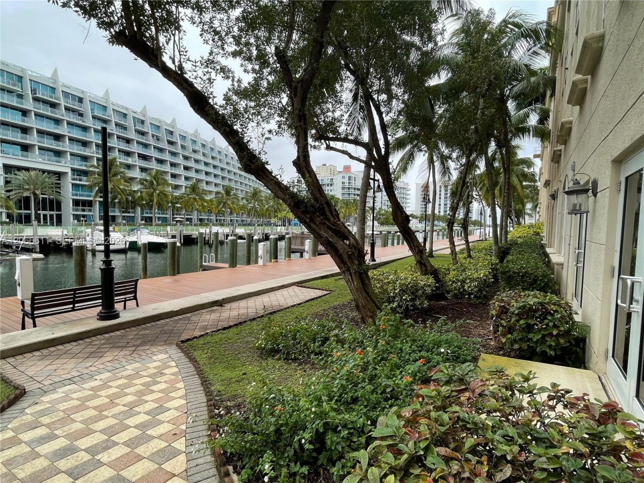 3001 NE 185th St , Unit 612, Aventura, FL 33180 Photo