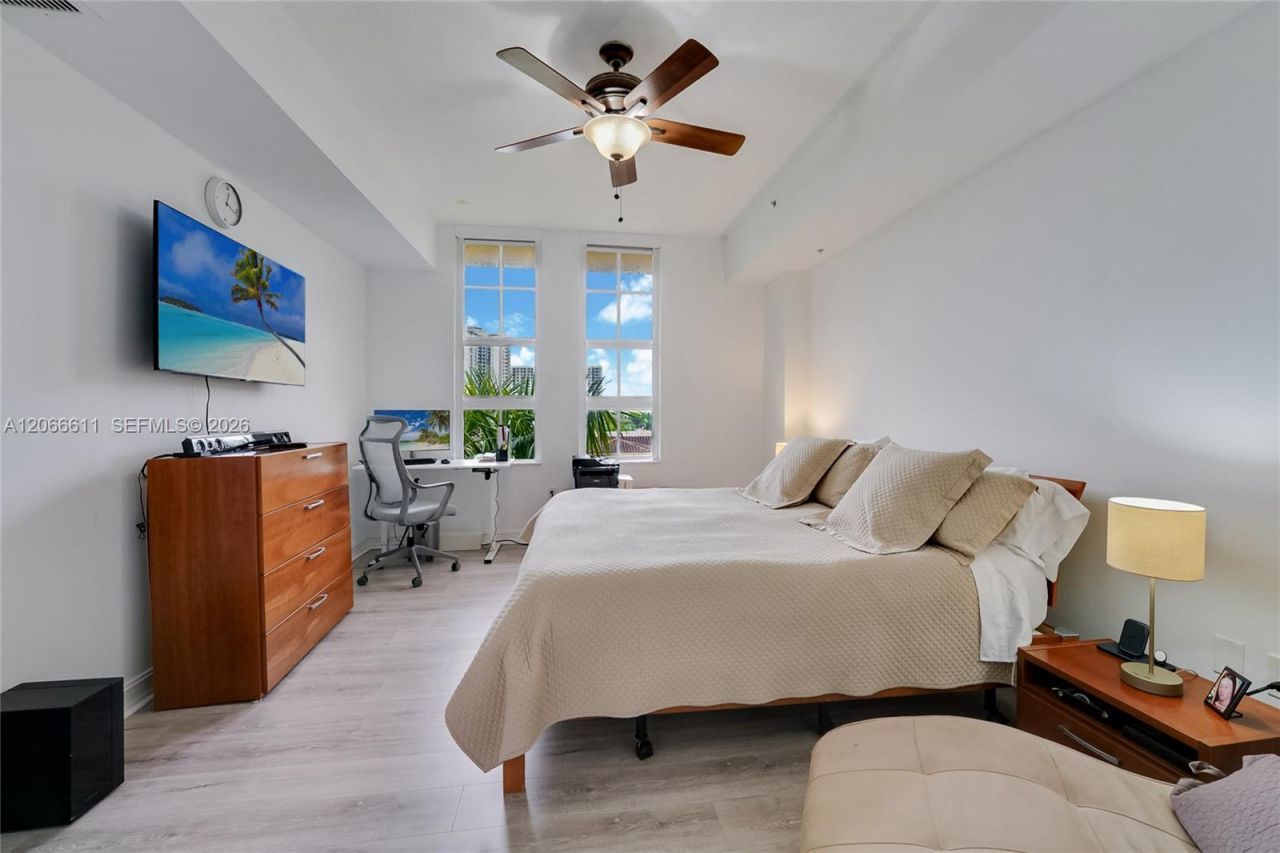 3001 NE 185th St , Unit 612, Aventura, FL 33180 Photo
