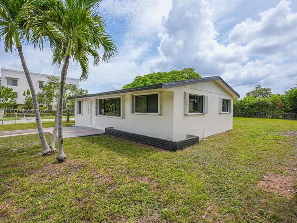 21421 SW 110th Ave, Cutler Bay, FL 33189